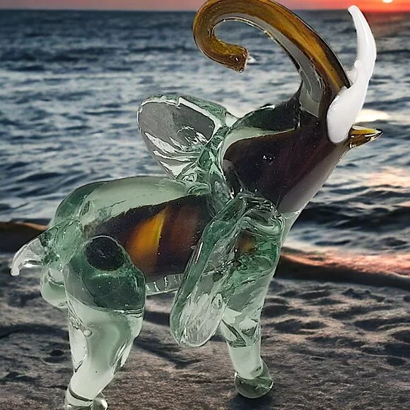 Murano Handblown Green Glass Elephant Figure W/Good Luck White Upward Tusk - Picture 10 of 16